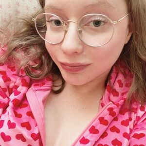 Ava 🇨🇦 INTRODUCTION